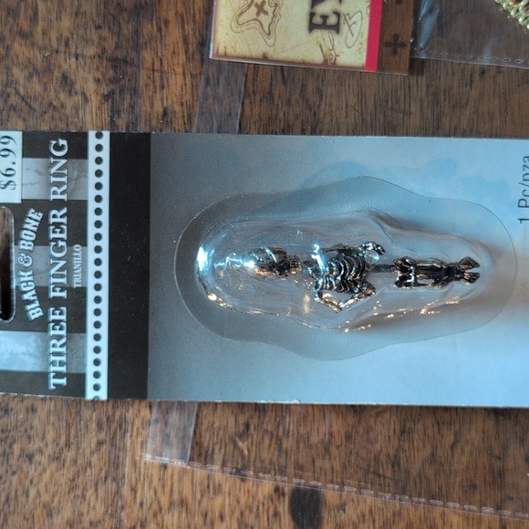 Pirate Costume Accessory Set * NEW * 5 Pieces * Halloween Costume - Picture 3 of 8